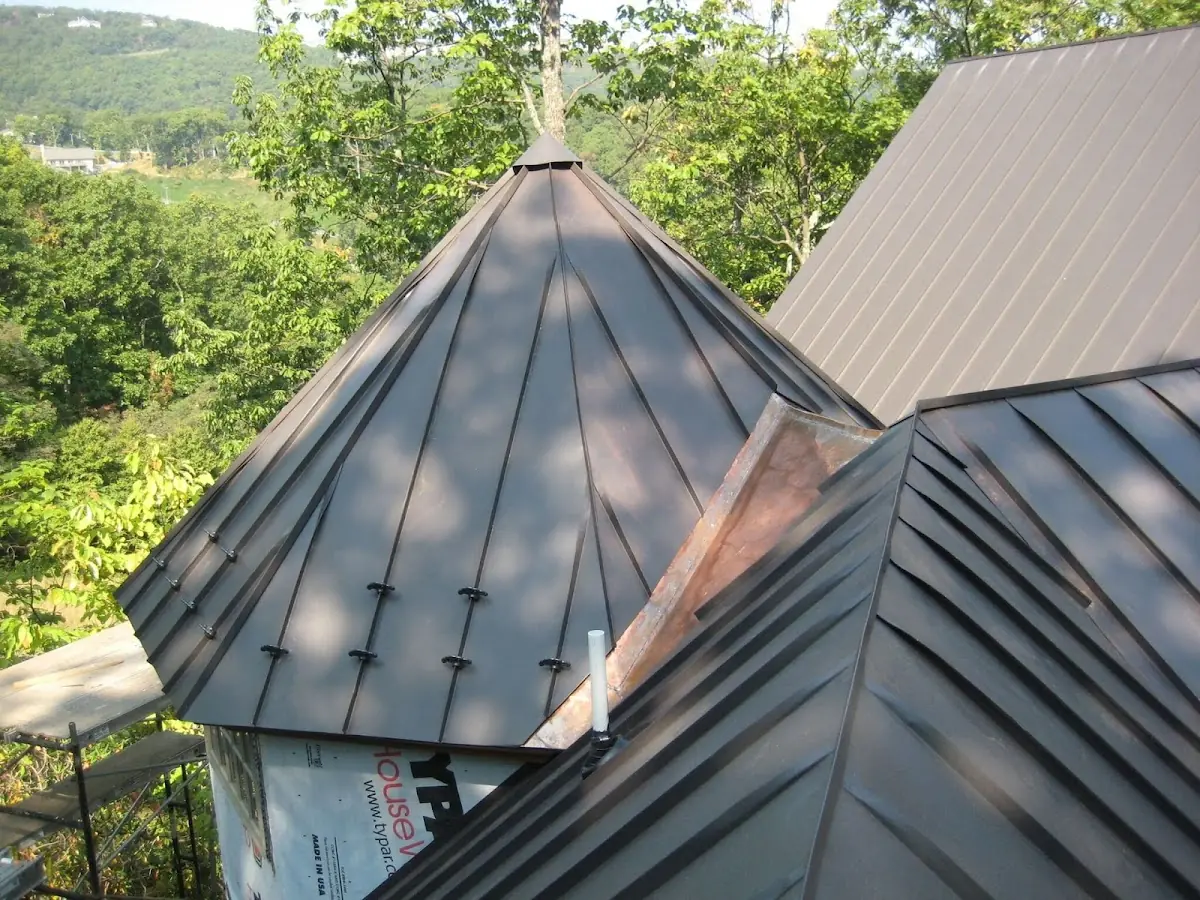 Professional Roof Tarp Installation by Craftsman Roofing in Millwood